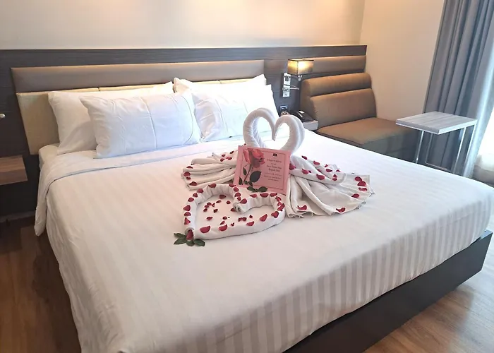 Amora NeoLuxe Suites Hotel